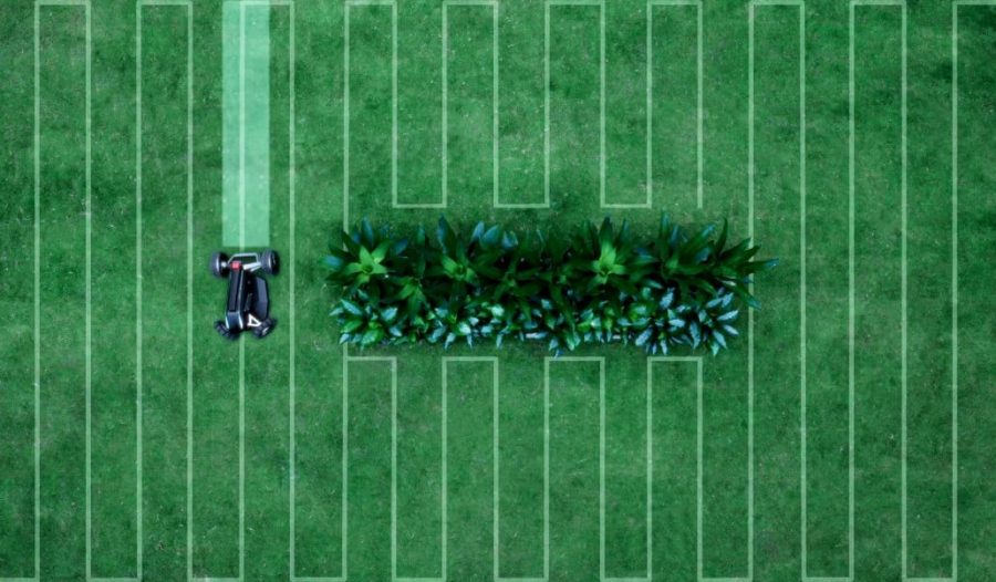 EcoFlow Mähroboter bei effizientem Mähen mit systematischer Bahnerkennung – perfekte Rasenpflege für große und strukturierte Gärten